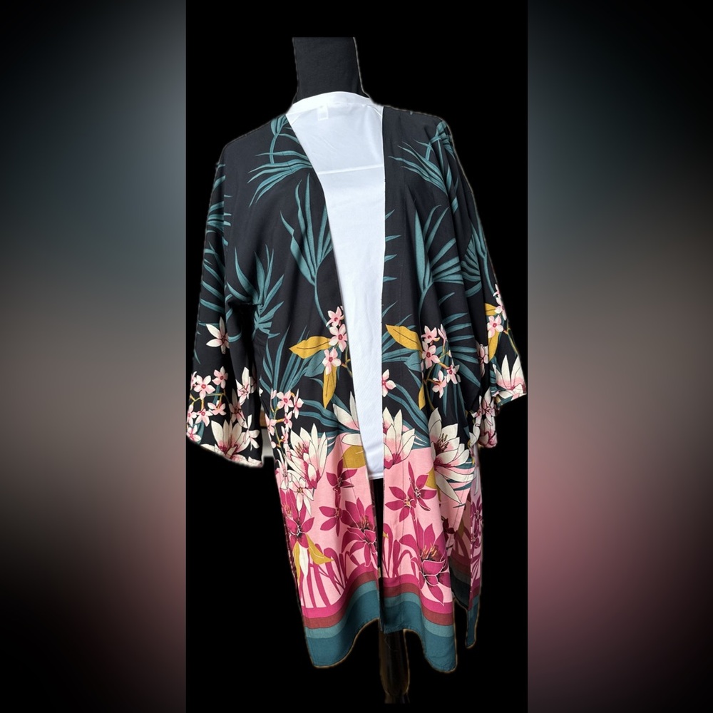 Billabong Tropical Floral Kimono - Picture 6 of 6